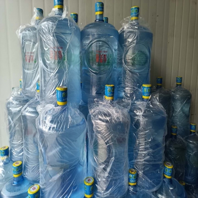 高端桶裝水——百米深層石隙水